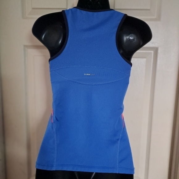 Adidas clima cool athletic top built in bra - Picture 2 of 2
